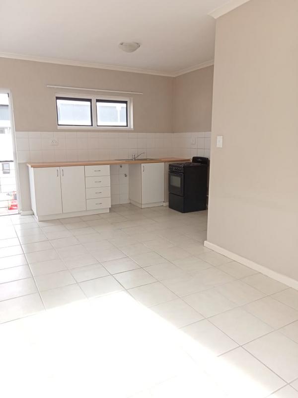 To Let 1 Bedroom Property for Rent in Maitland Western Cape